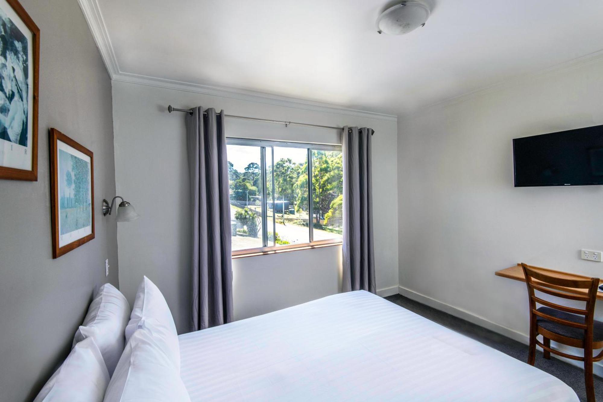 Lufra Beachside Hotel Eaglehawk Neck Buitenkant foto