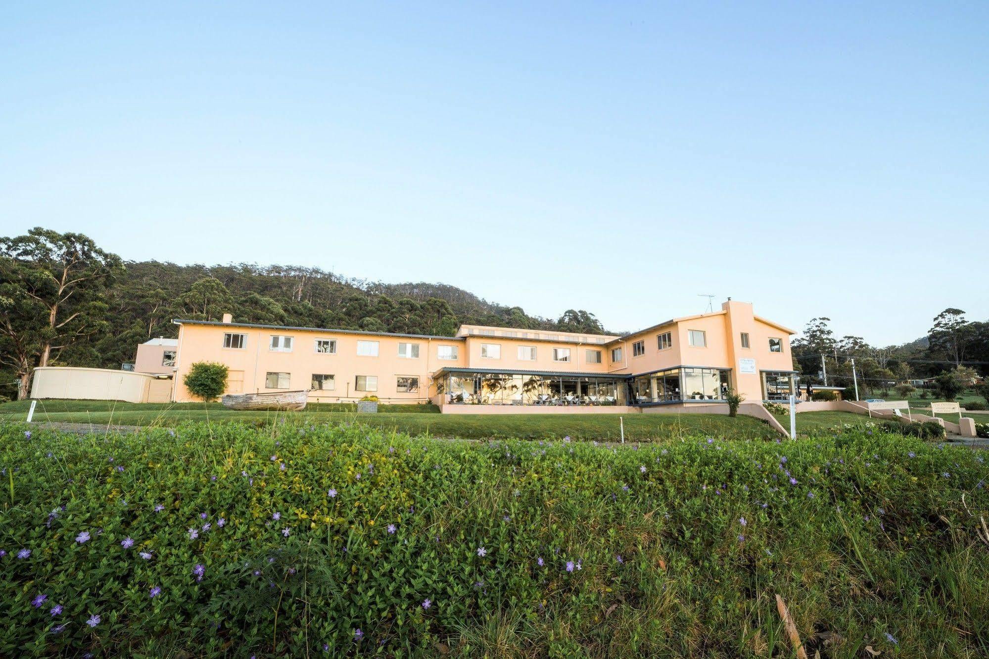 Lufra Beachside Hotel Eaglehawk Neck Buitenkant foto